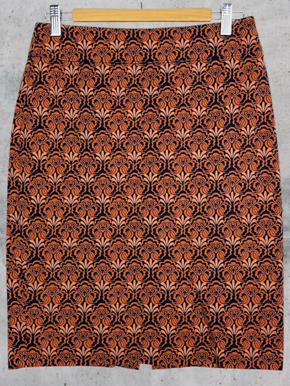LOFT Floral All Over Patterned Stretchy Muted Pencil Skirt Back Slit Brown 2